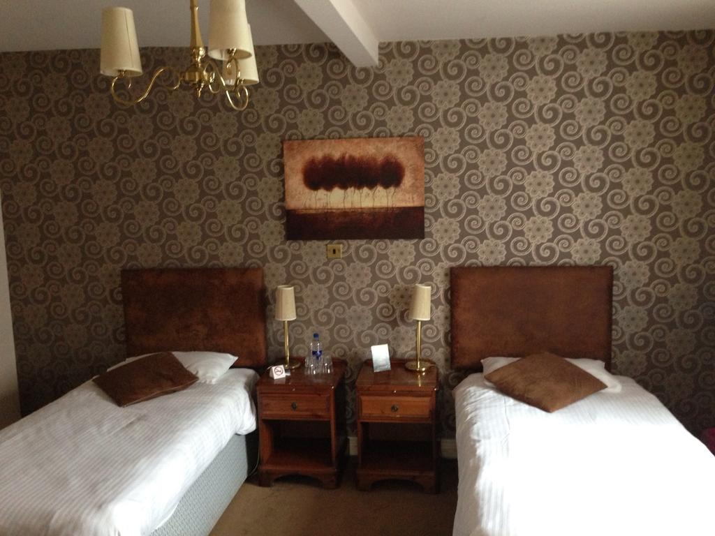 The Junction Hotel Dorchester Room photo